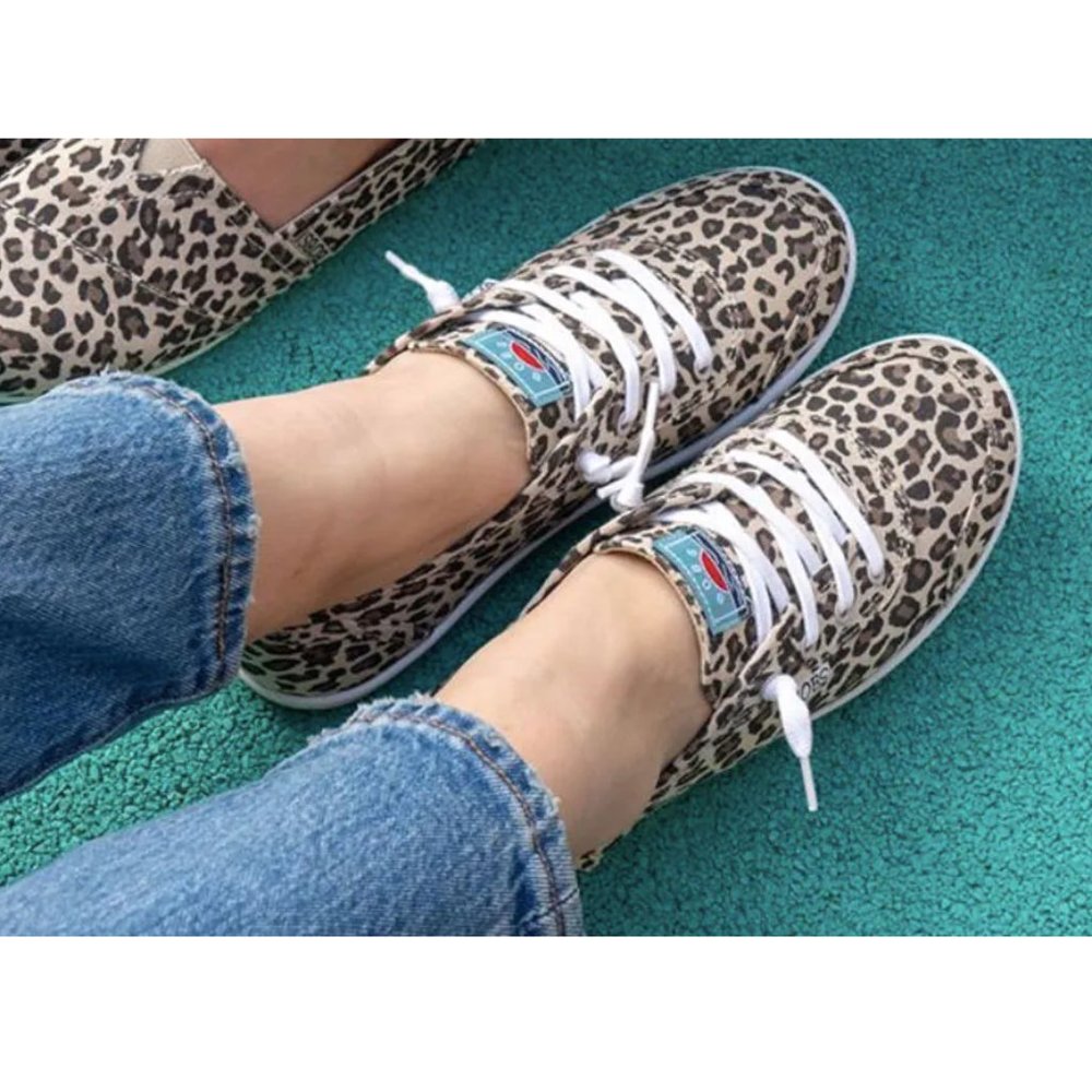 Skechers Women's BOBS-B Cute Meow Town sneakers